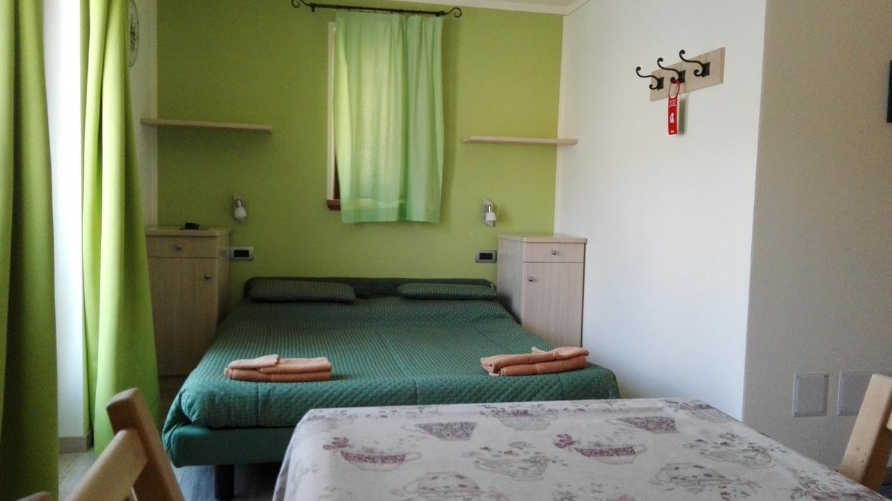 Garni Delia Hotell Livigno Eksteriør bilde